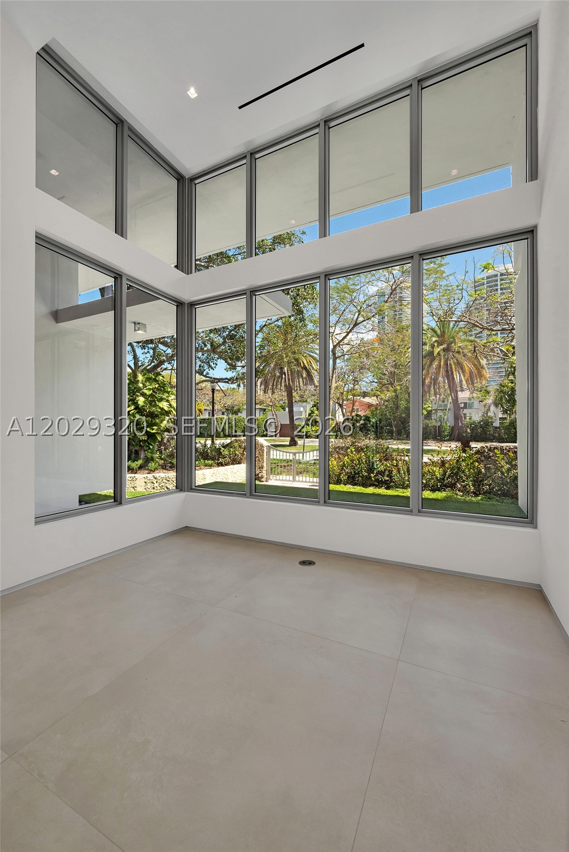 2100 S Miami Ave, Miami FL 33129