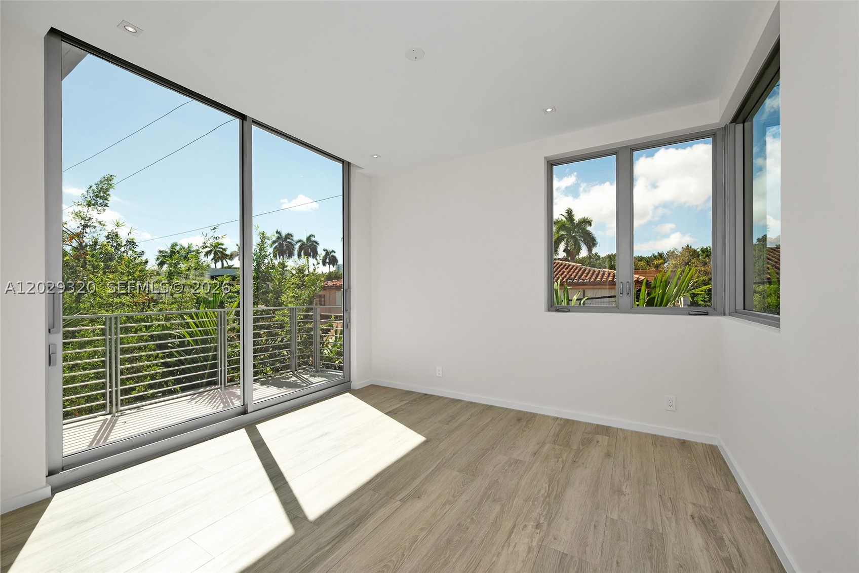 2100 S Miami Ave, Miami FL 33129