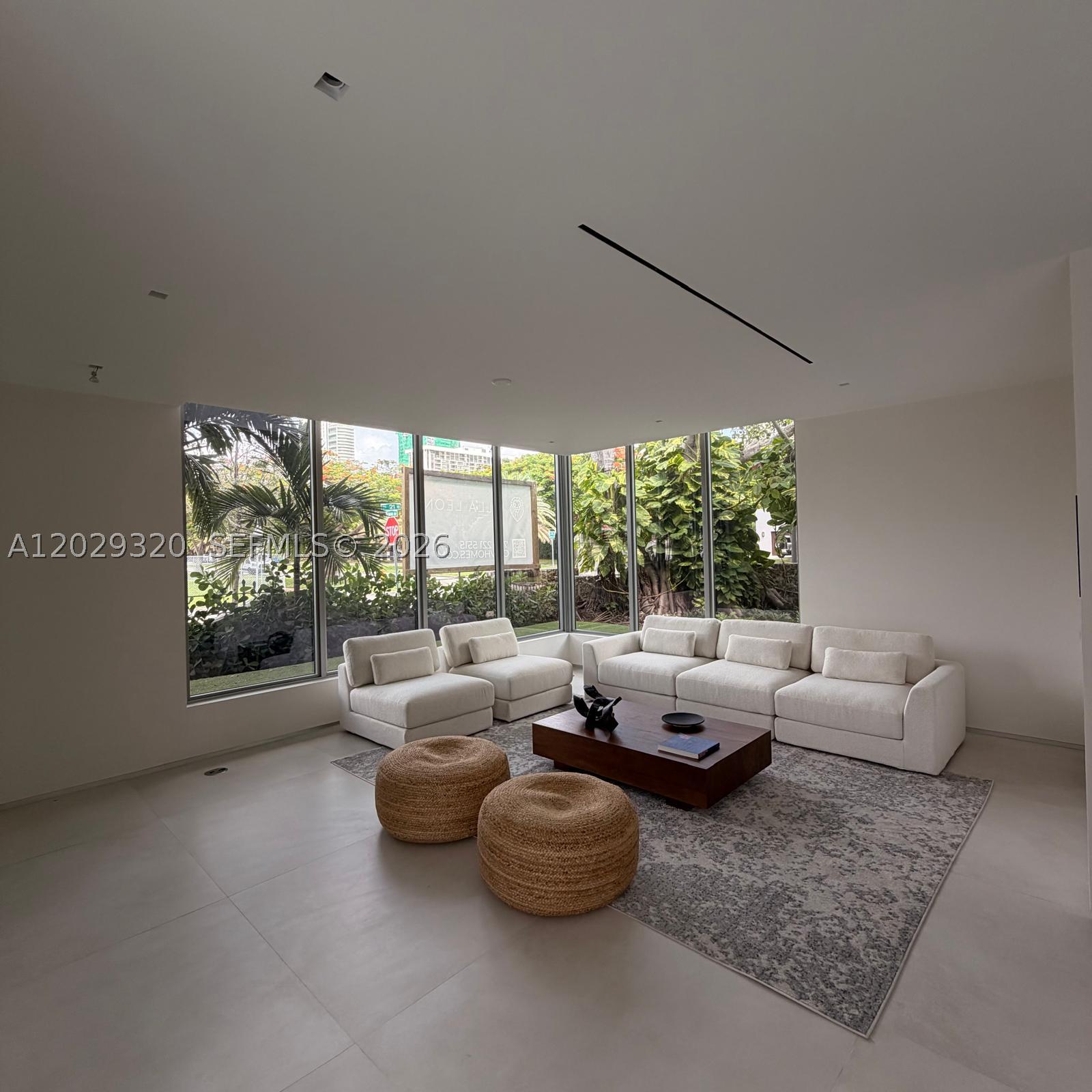 2100 S Miami Ave, Miami FL 33129