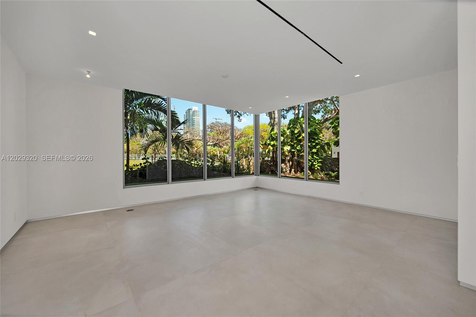 2100 S Miami Ave, Miami FL 33129