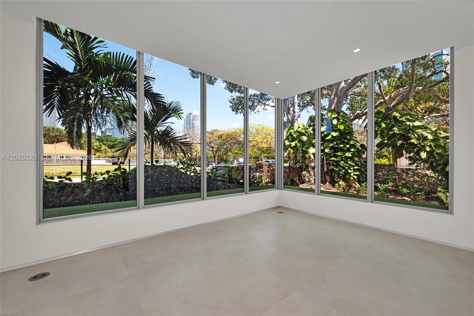 2100 S Miami Ave, Miami FL 33129