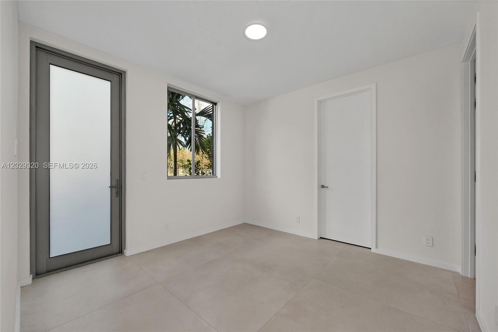 2100 S Miami Ave, Miami FL 33129