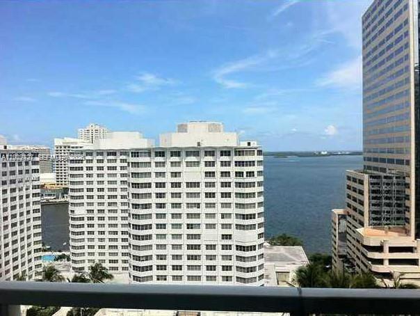 951 Brickell Ave #1808, Miami FL 33131