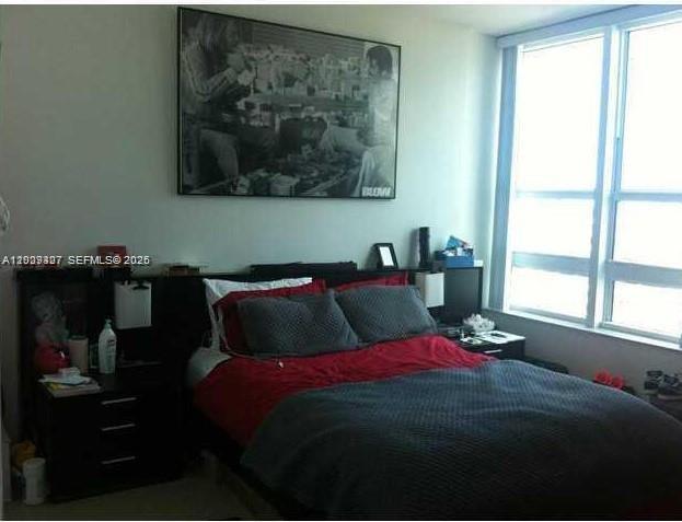 951 Brickell Ave #1808, Miami FL 33131