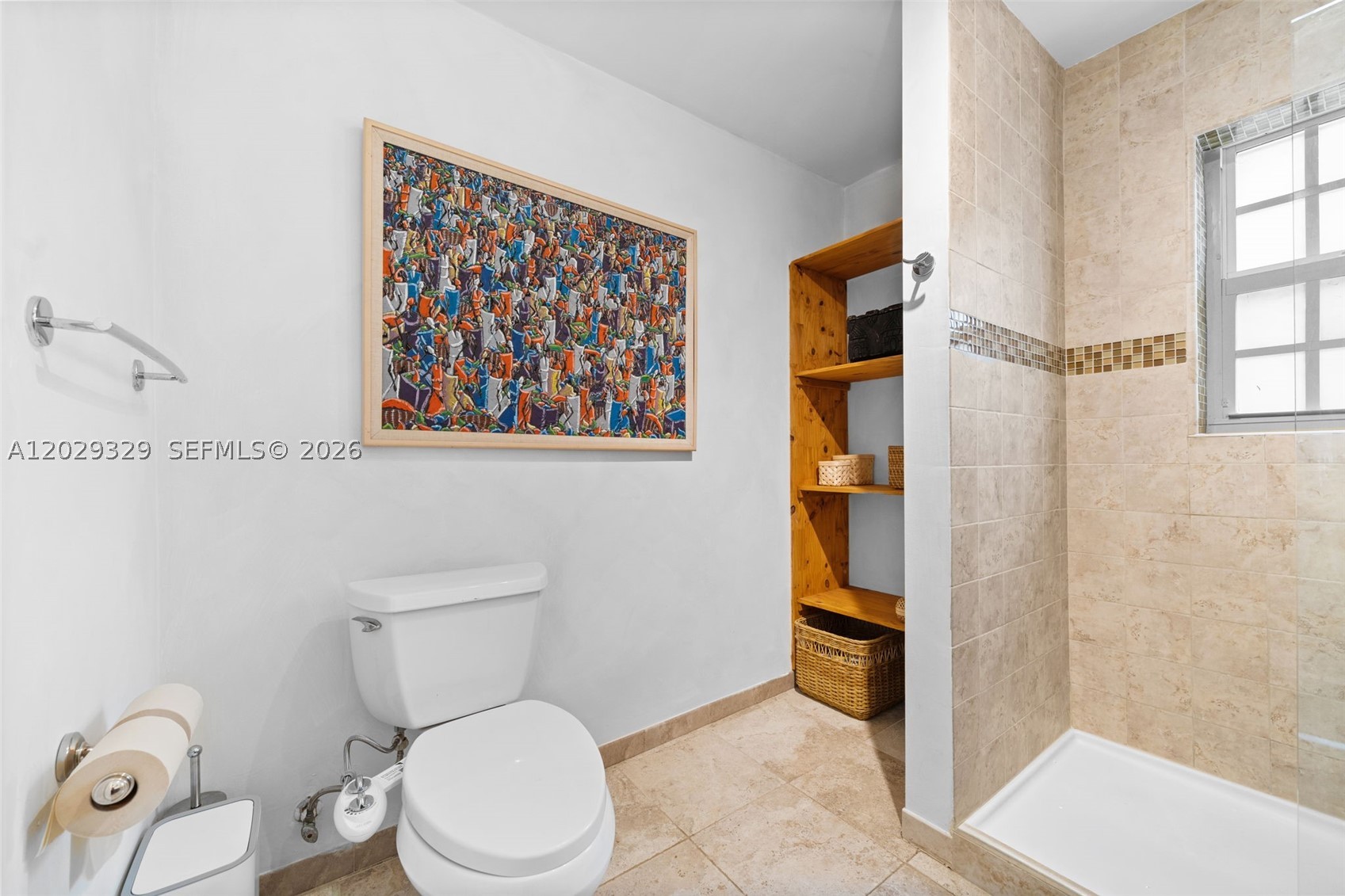 646 NE 81st St, Miami FL 33138