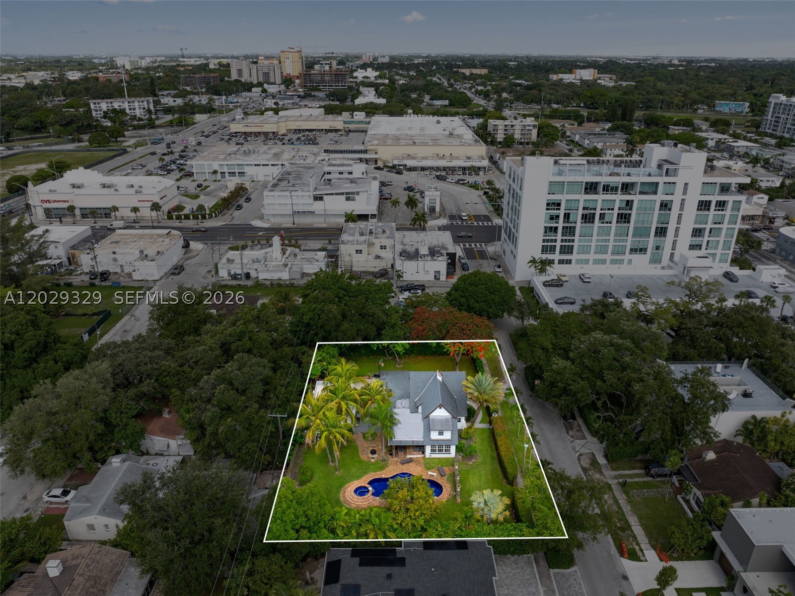 646 NE 81st St, Miami FL 33138