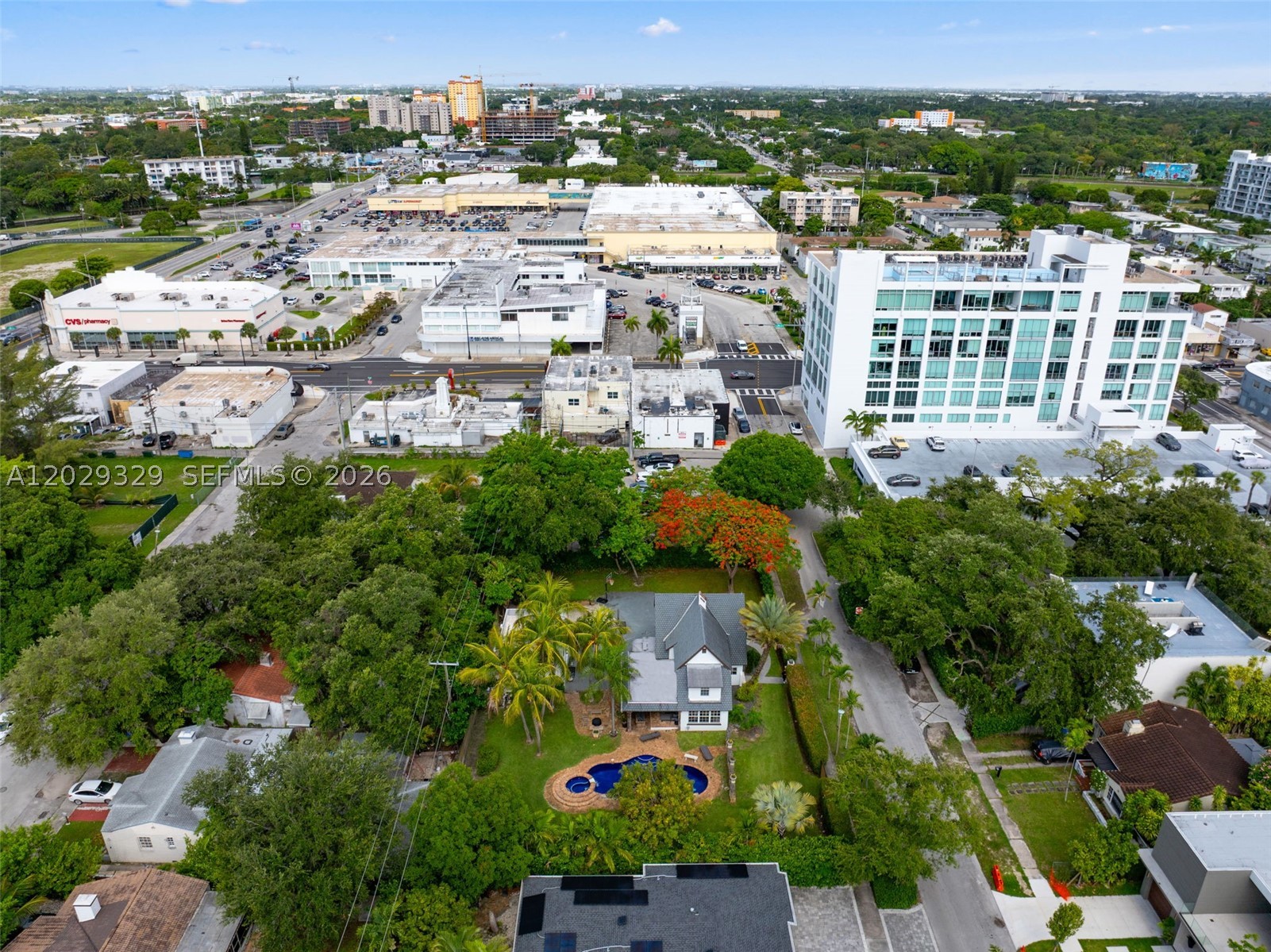 646 NE 81st St, Miami FL 33138