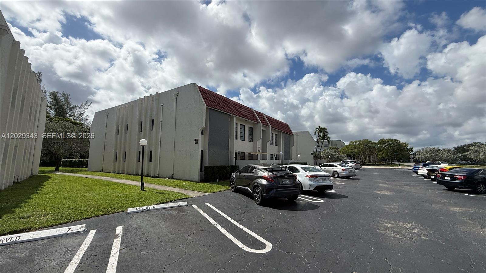 3199 Coral Hills Dr #3, Coral Springs FL 33065