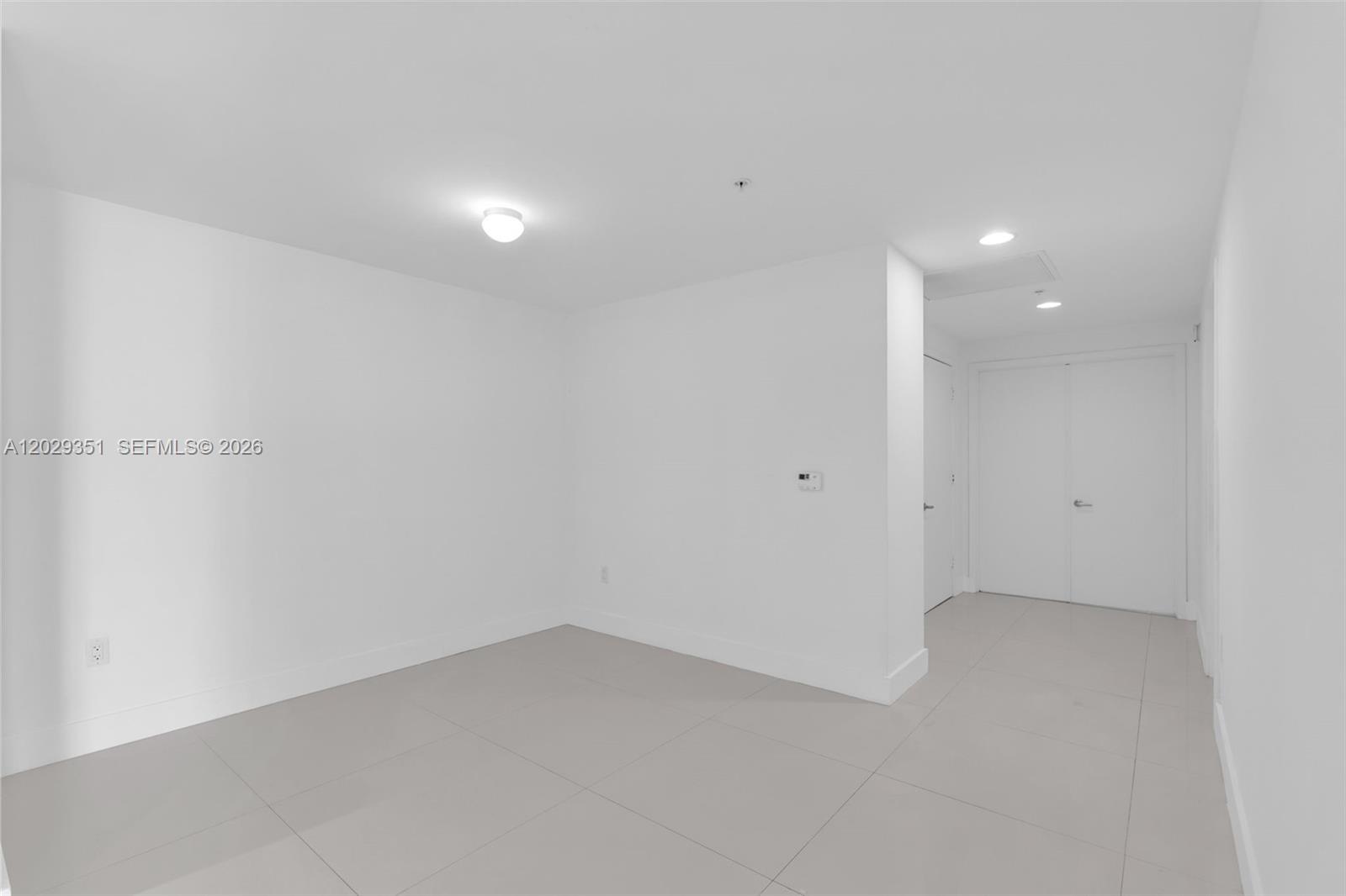 17111 BISCAYNE BL #506, North Miami Beach FL 33160