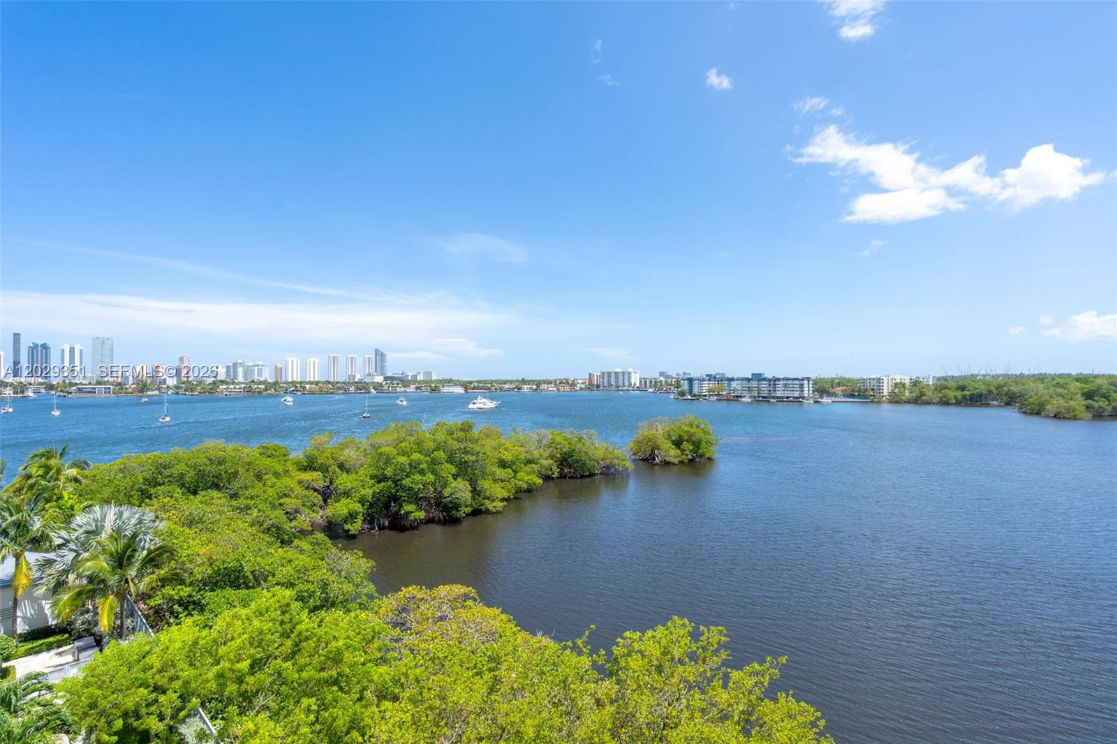 17111 BISCAYNE BL #506, North Miami Beach FL 33160