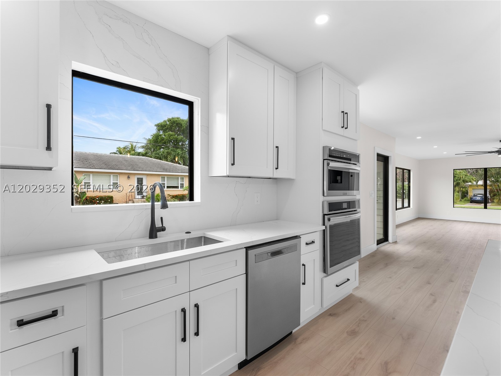 801 S Palmway, Lake Worth FL 33460