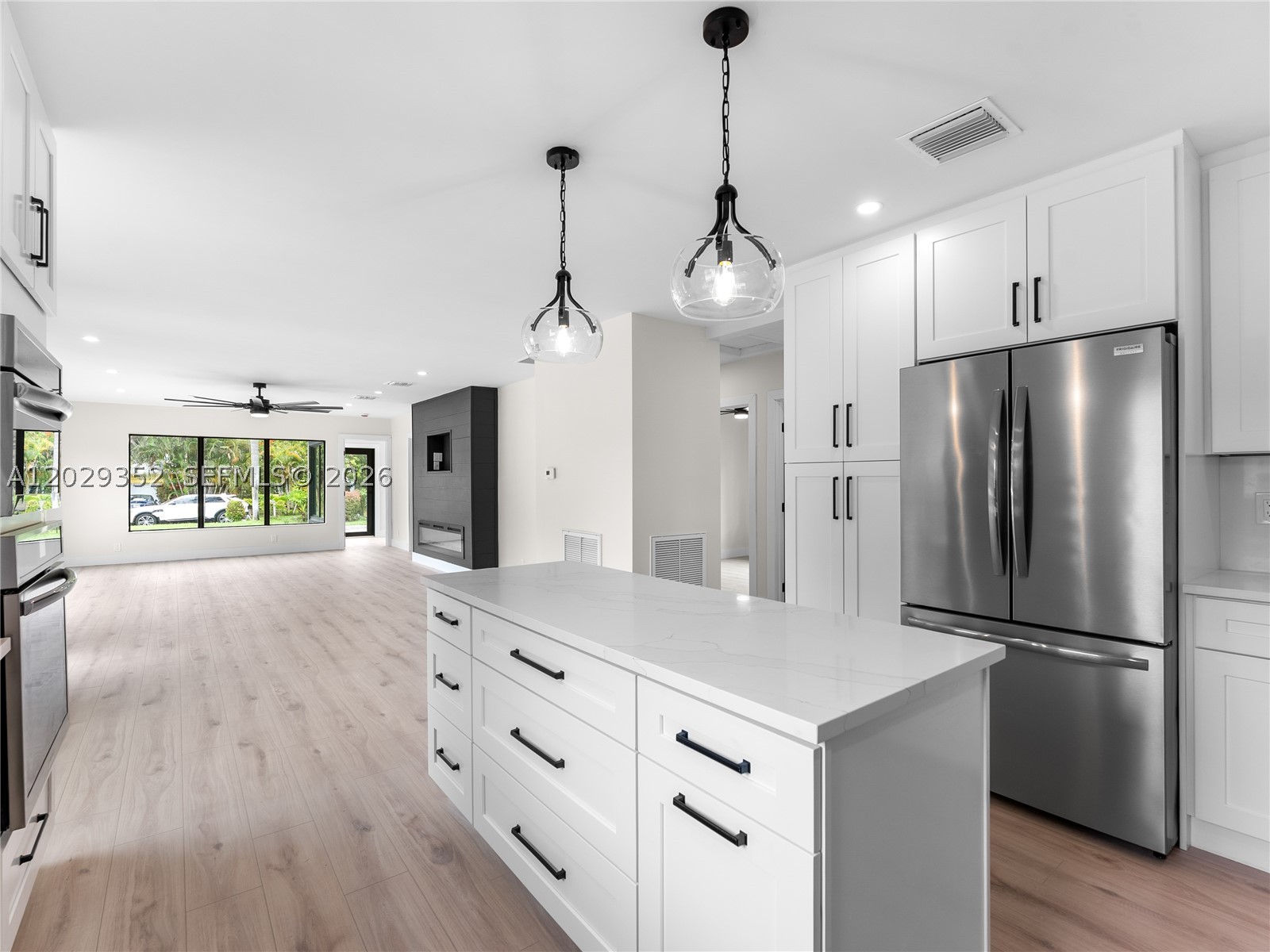 801 S Palmway, Lake Worth FL 33460