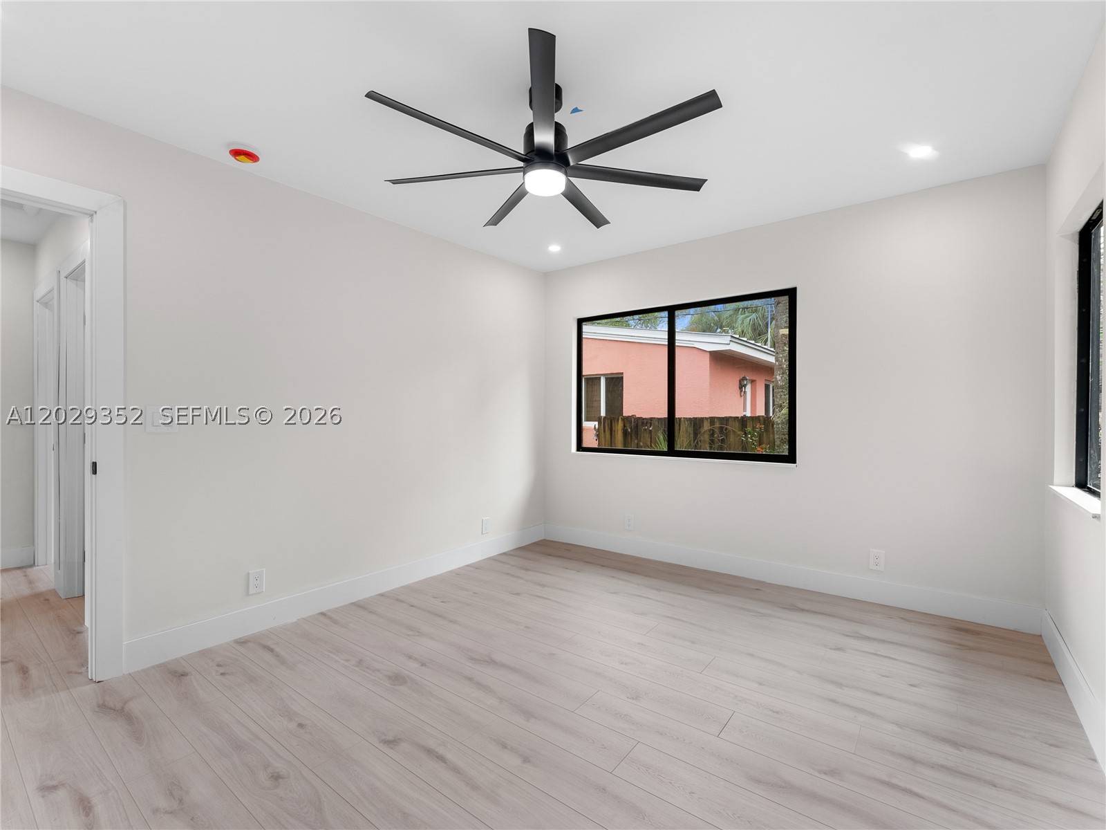 801 S Palmway, Lake Worth FL 33460