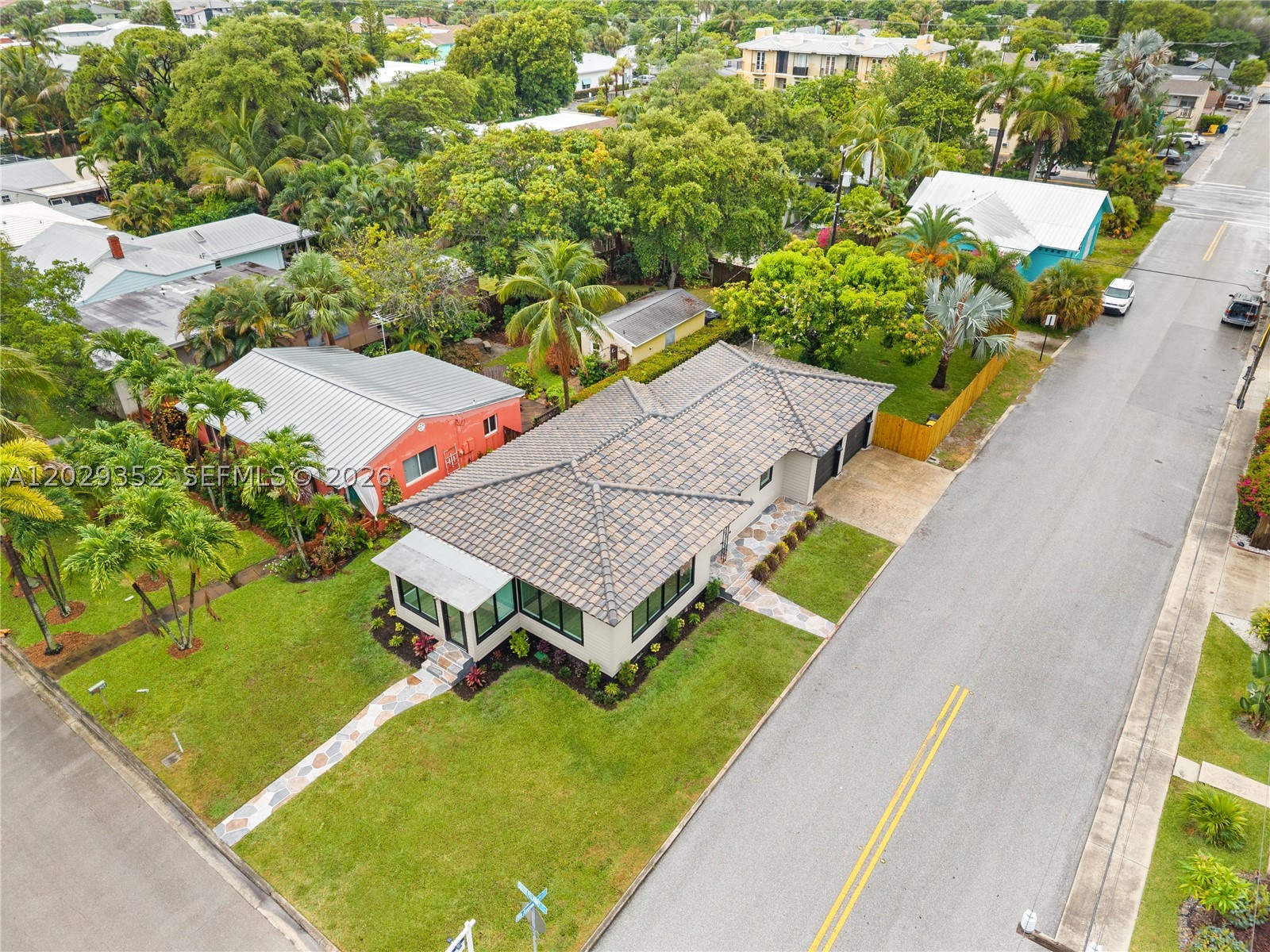 801 S Palmway, Lake Worth FL 33460