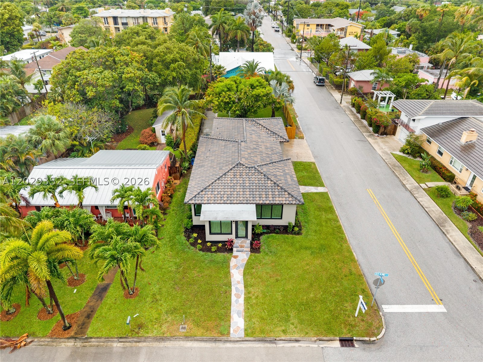 801 S Palmway, Lake Worth FL 33460
