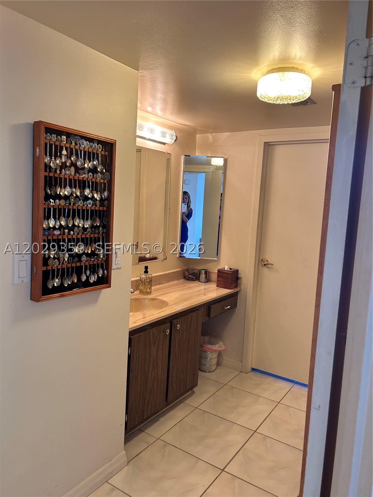 2333 Brickell Ave #1402, Miami FL 33129