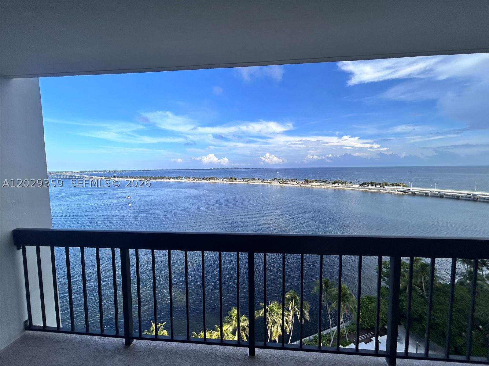 2333 Brickell Ave #1402, Miami FL 33129