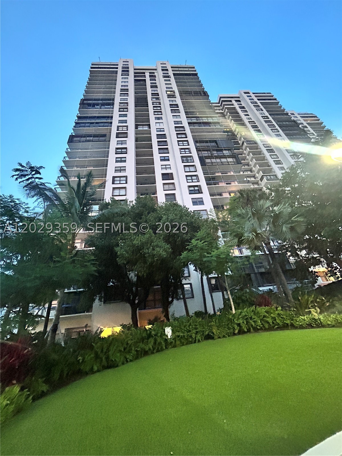 2333 Brickell Ave #1402, Miami FL 33129