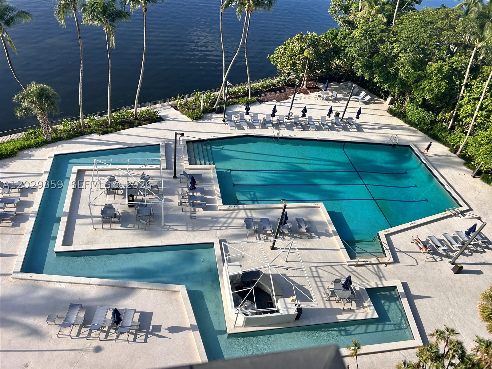 2333 Brickell Ave #1402, Miami FL 33129