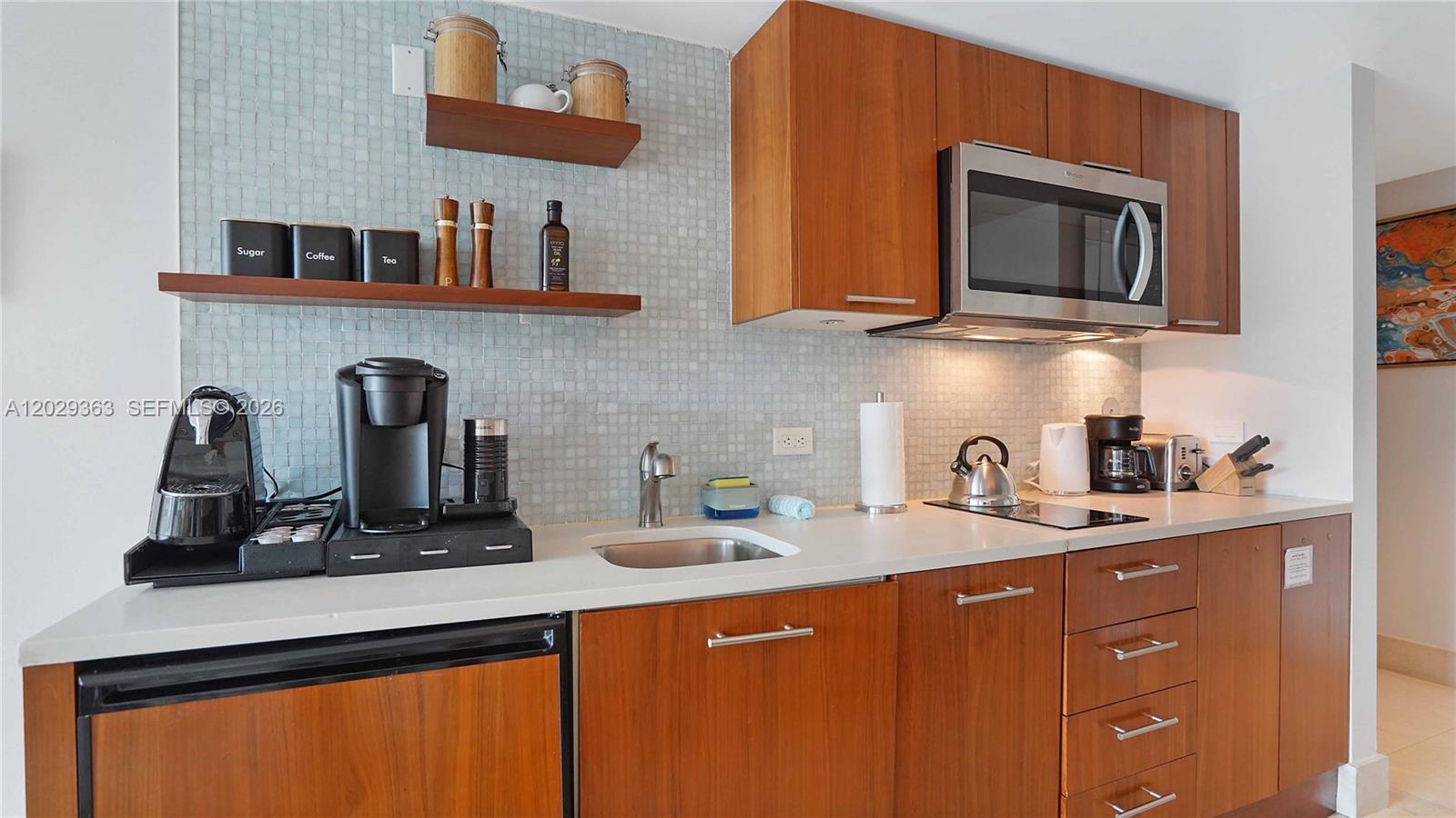 6801 Collins Ave #315, Miami Beach FL 33141