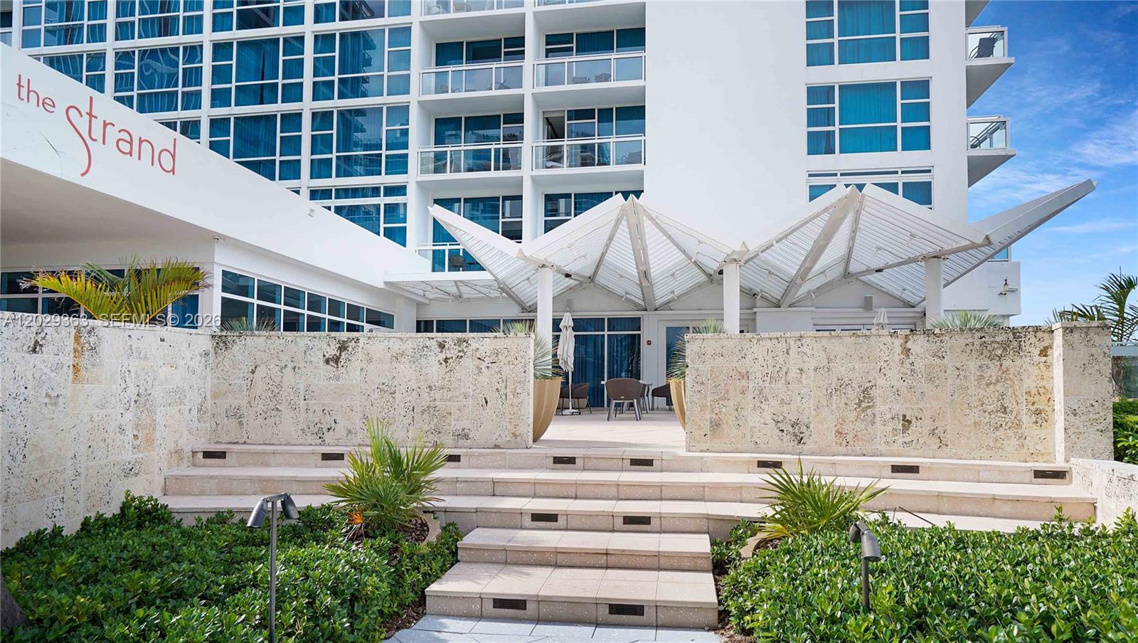 6801 Collins Ave #315, Miami Beach FL 33141