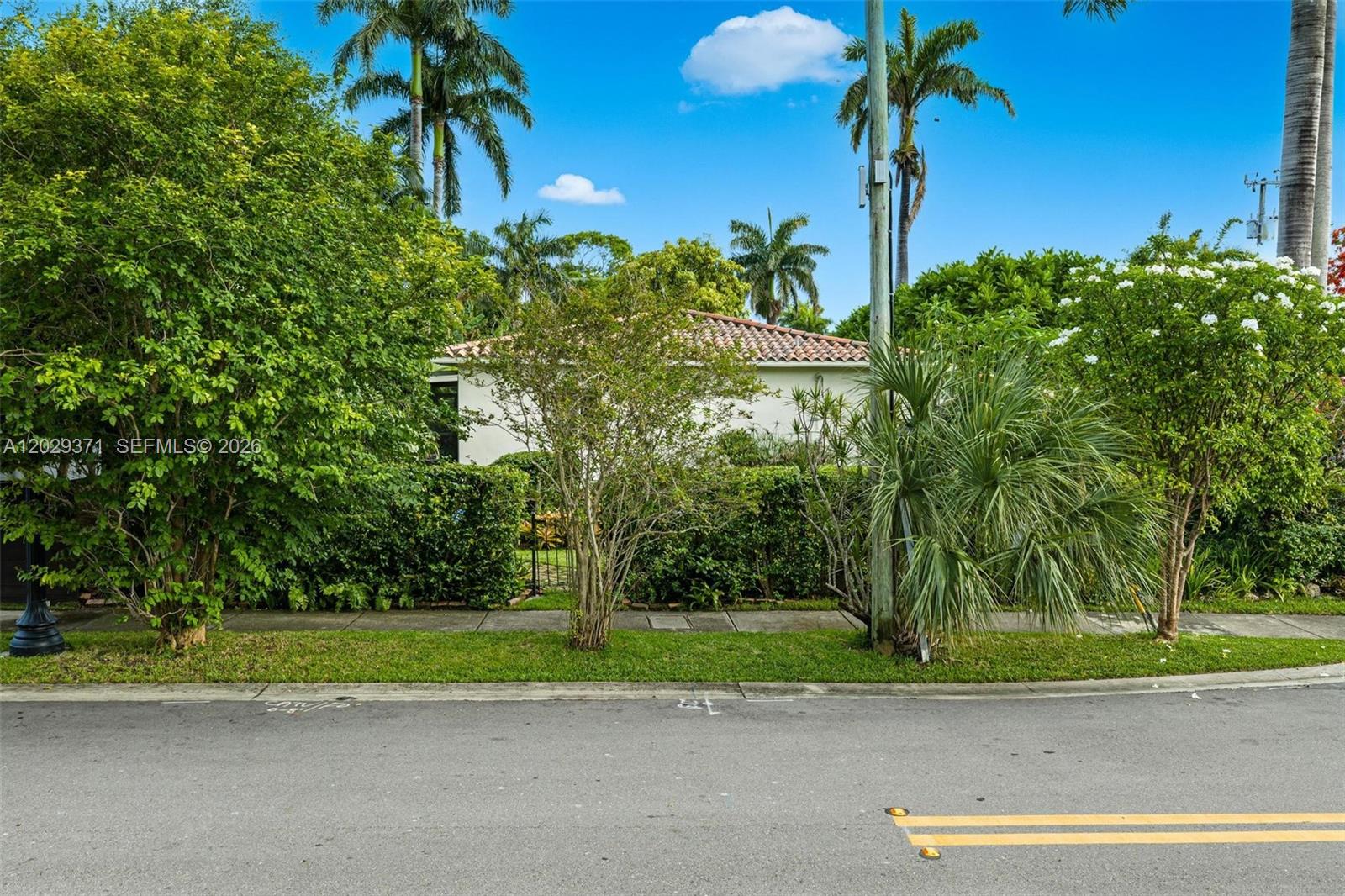 455 W Dilido Dr, Miami Beach FL 33139