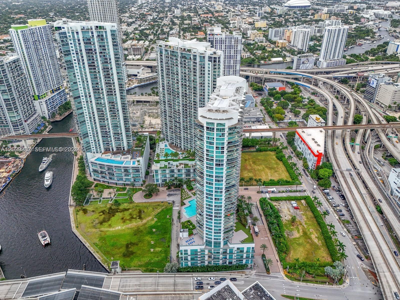 350 S Miami Ave #3914, Miami FL 33130