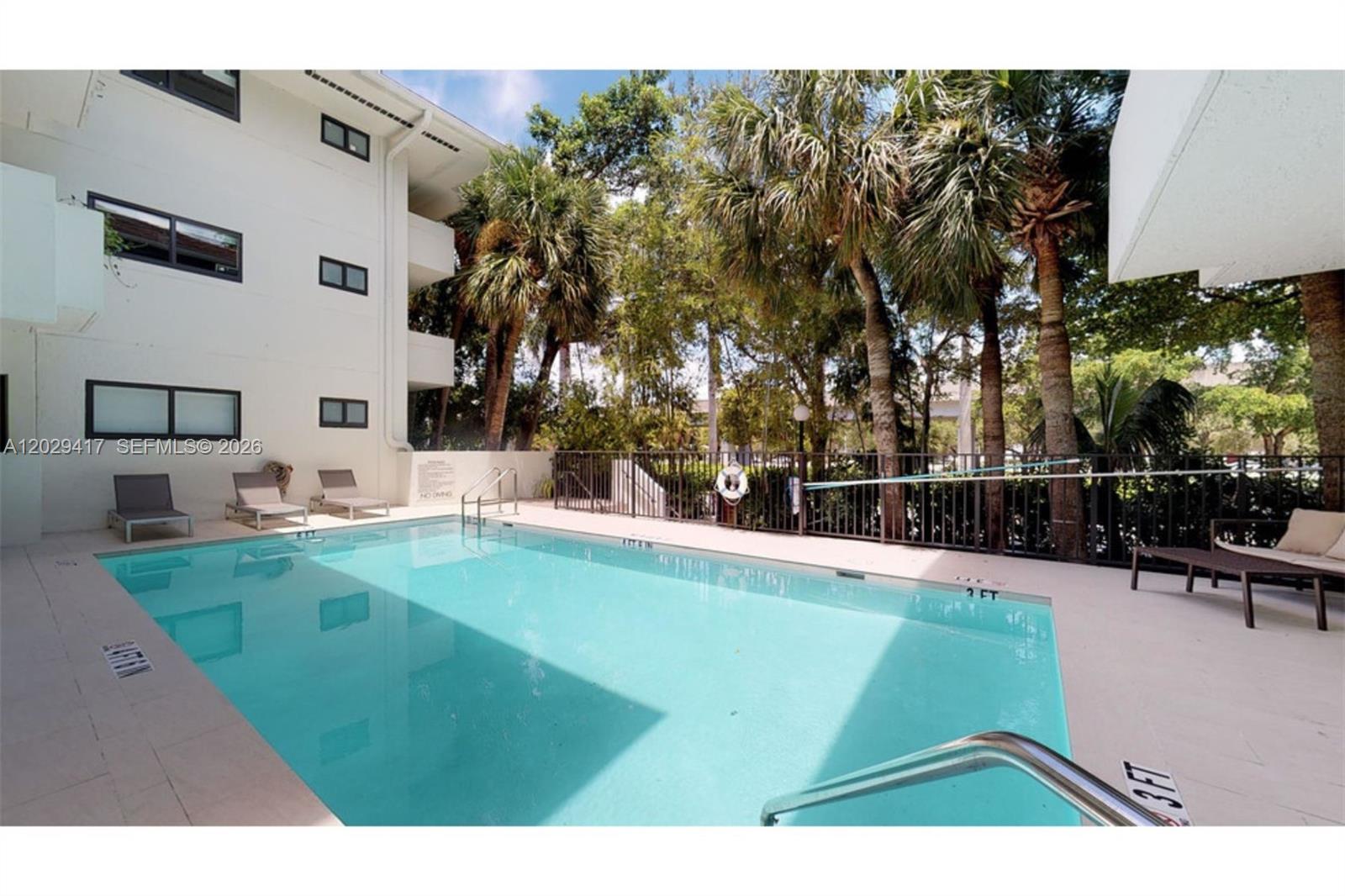 800 S Dixie Hwy 202 Hwy #202, Coral Gables FL 33146