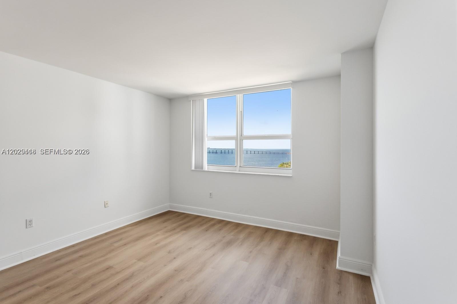 1155 Brickell Bay Dr #1609, Miami FL 33131