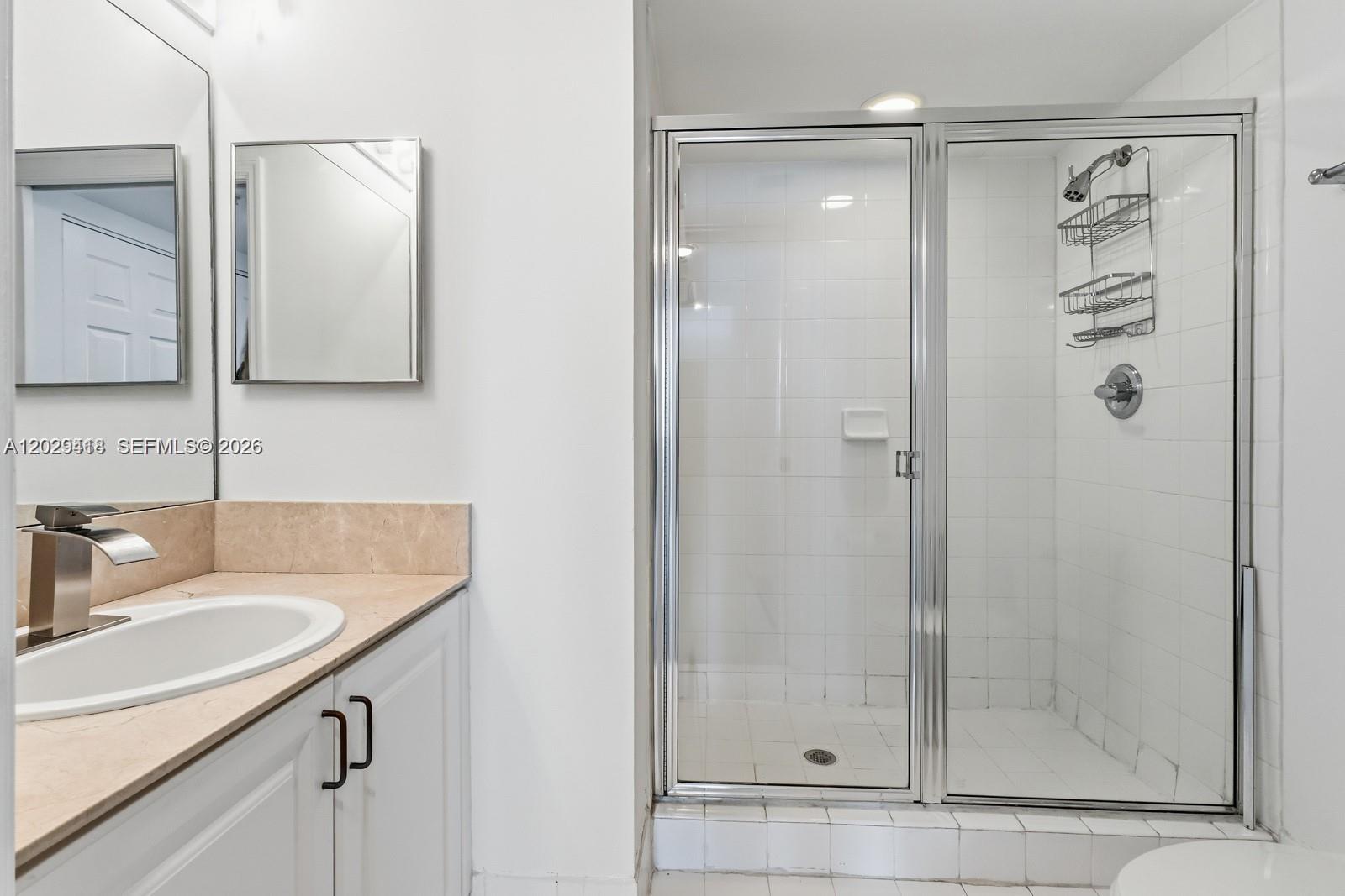 1155 Brickell Bay Dr #1609, Miami FL 33131