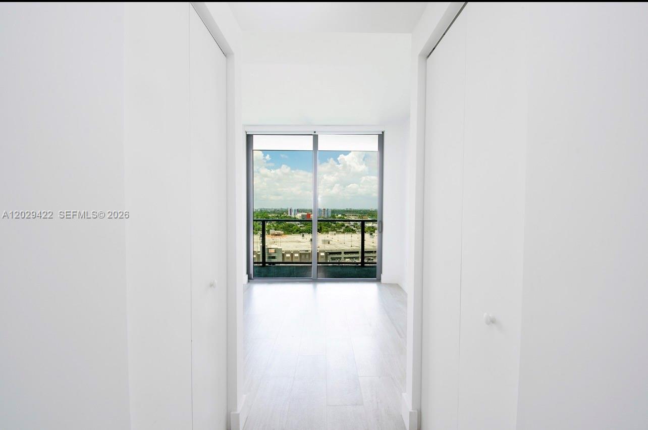 121 NE 34th St #1412, Miami FL 33137