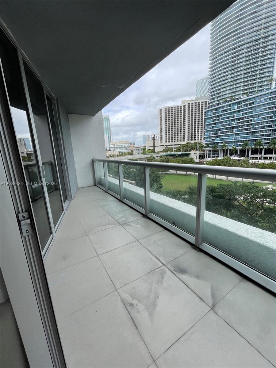 475 Brickell Ave #414, Miami FL 33131