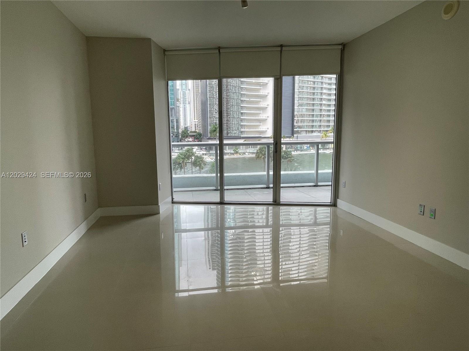 475 Brickell Ave #414, Miami FL 33131