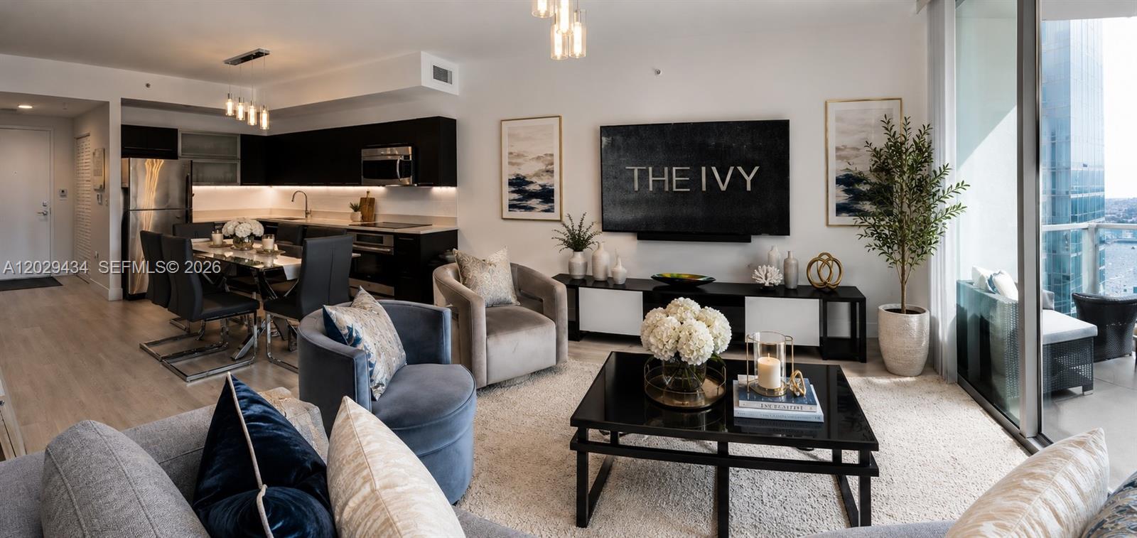 90 SW 3rd St #1703, Miami FL 33130