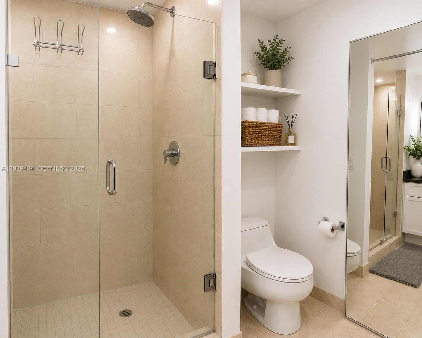 90 SW 3rd St #1703, Miami FL 33130