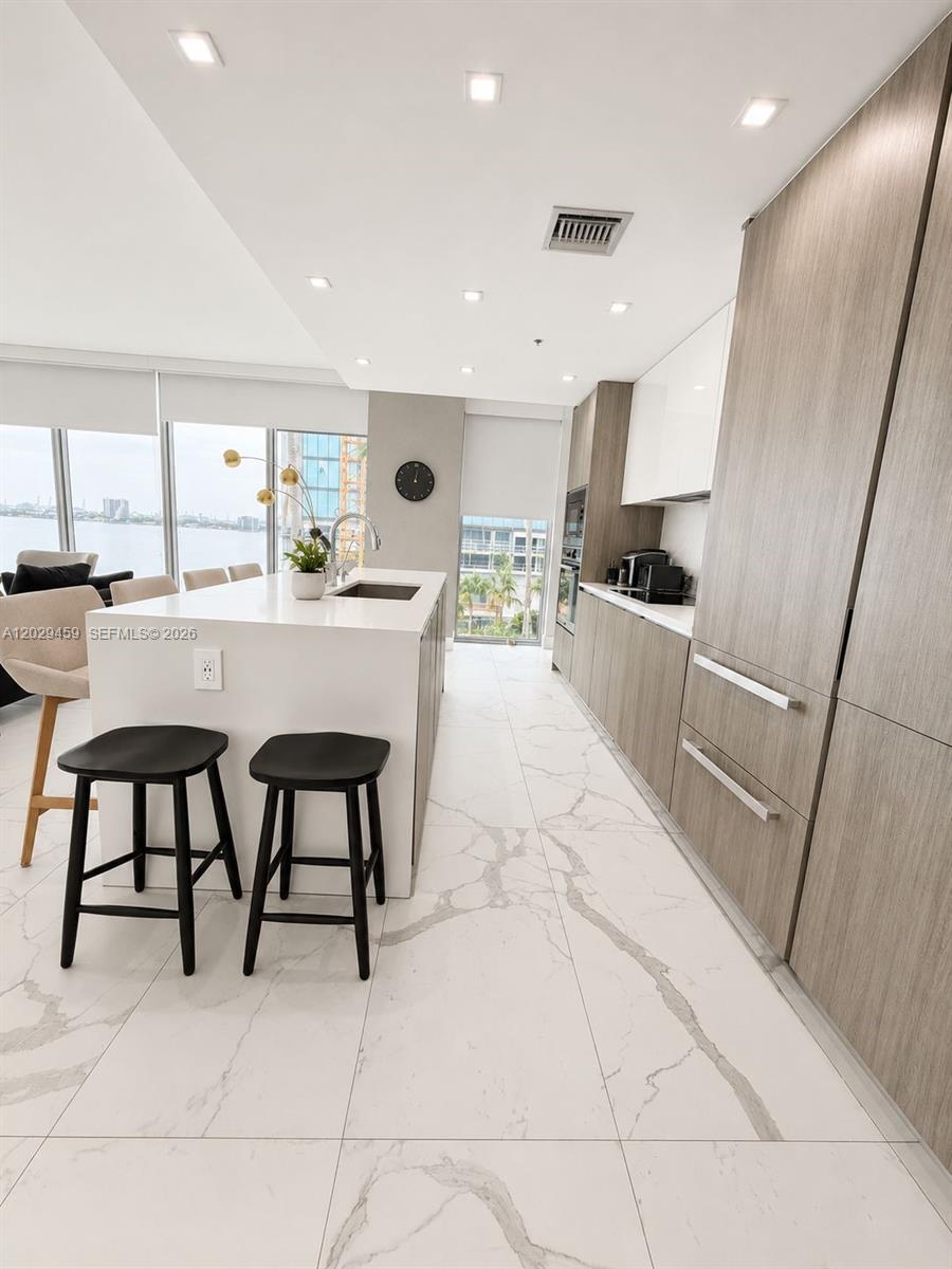2900 NE 7th Ave #707, Miami FL 33137