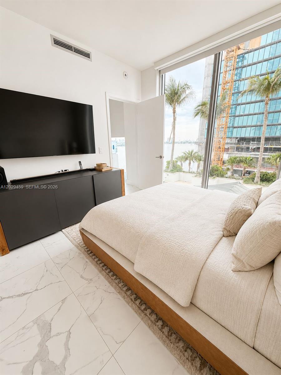 2900 NE 7th Ave #707, Miami FL 33137