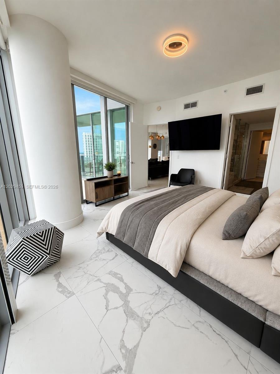 2900 NE 7th Ave #707, Miami FL 33137