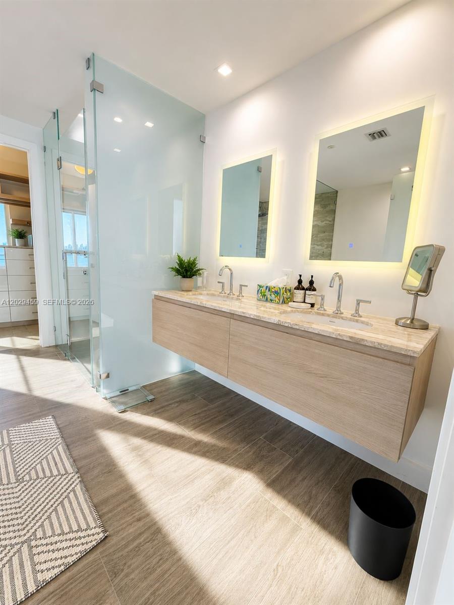 2900 NE 7th Ave #707, Miami FL 33137