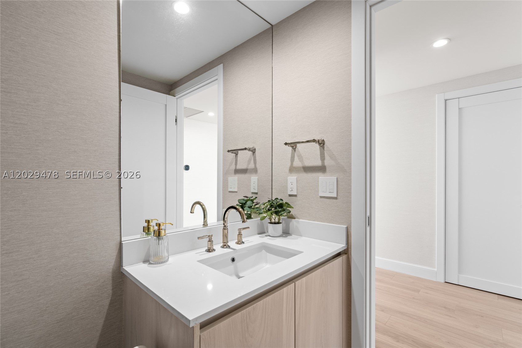 3131 NE 7th Ave #2101, Miami FL 33137