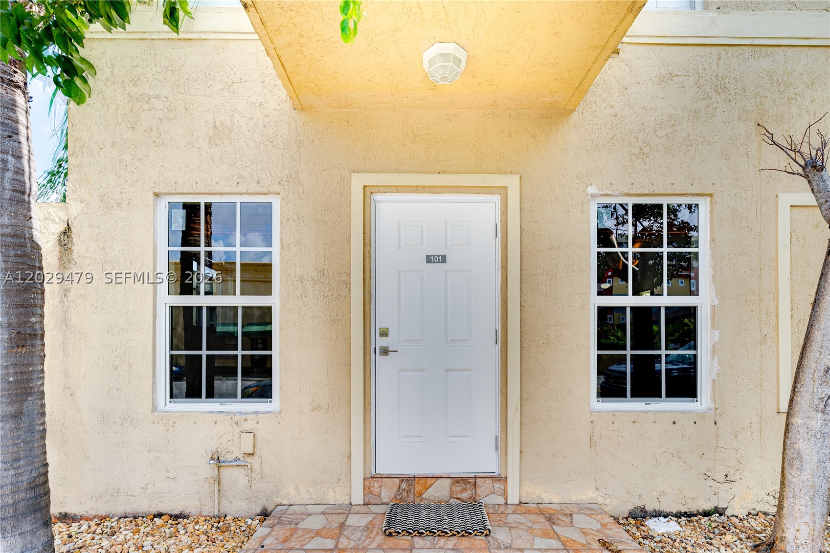 9 E 4th St #101, Hialeah FL 33010