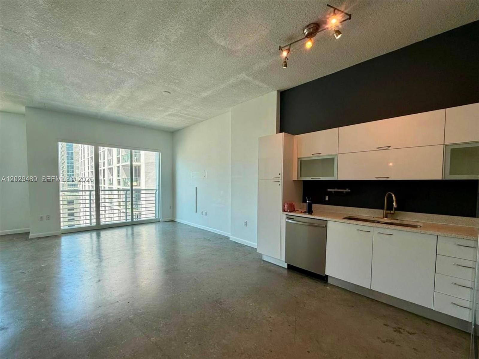 133 NE 2nd Ave #1905, Miami FL 33132