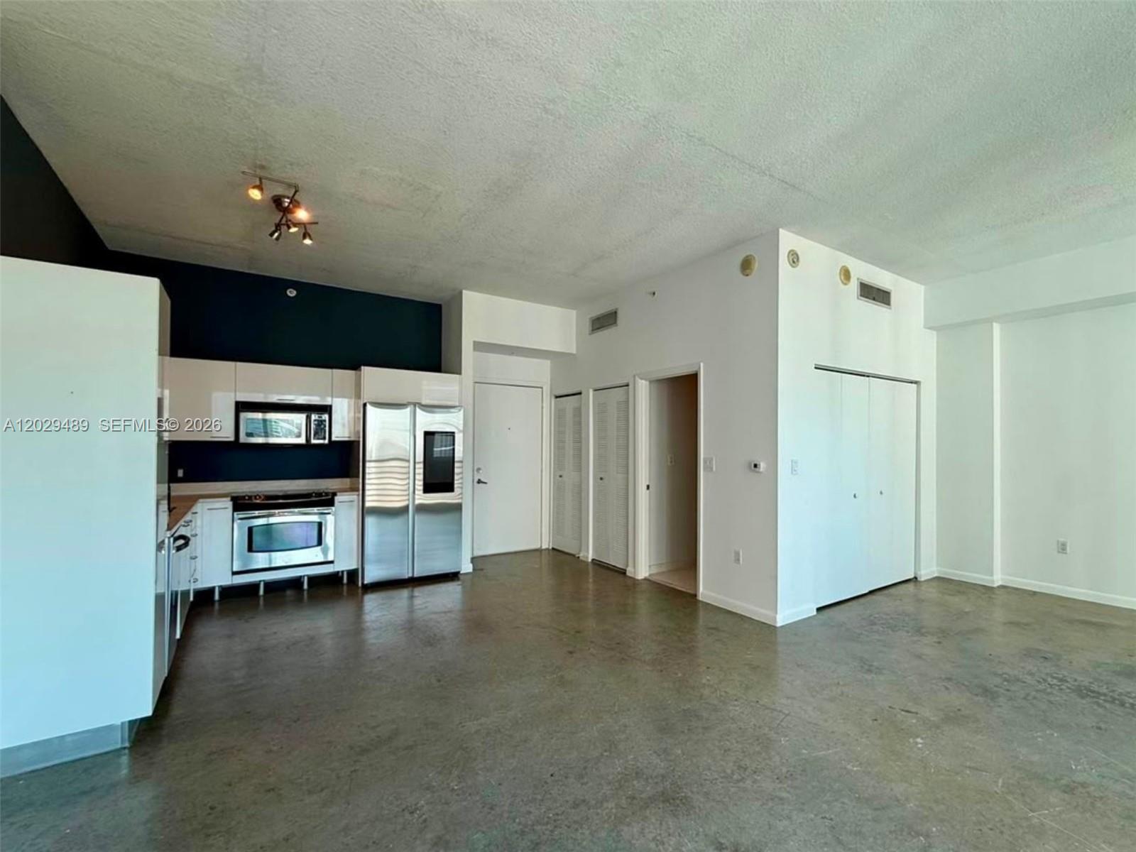 133 NE 2nd Ave #1905, Miami FL 33132
