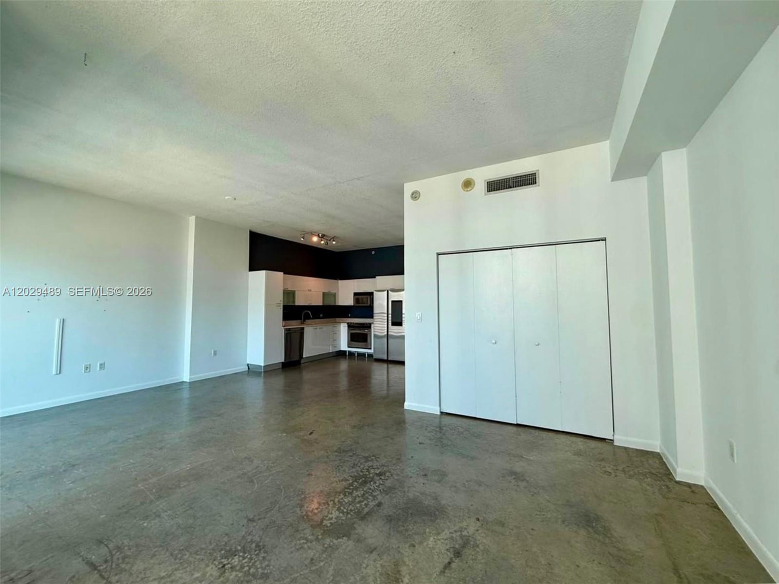 133 NE 2nd Ave #1905, Miami FL 33132