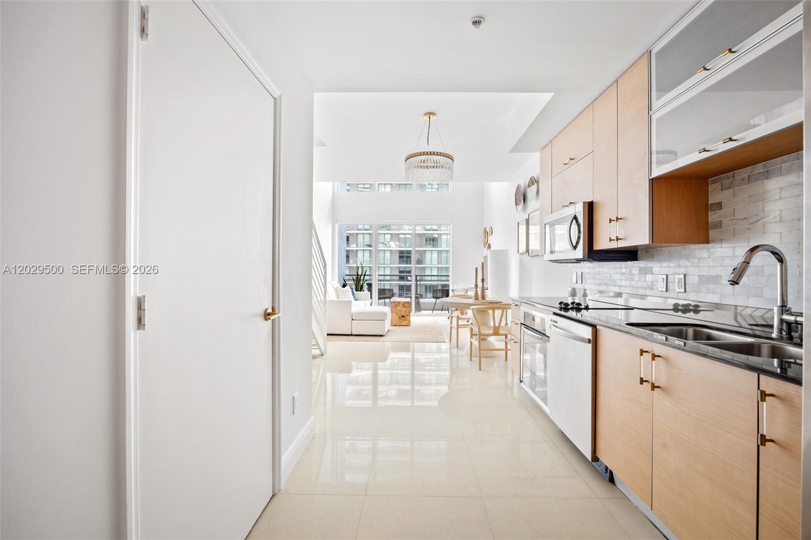 60 SW 13th St #3414, Miami FL 33130