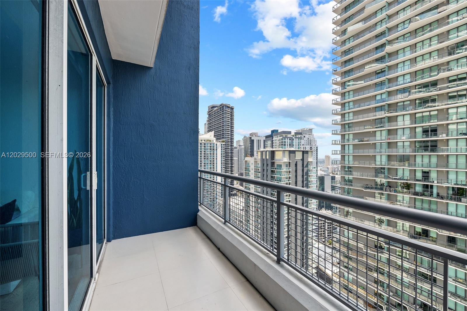 60 SW 13th St #3414, Miami FL 33130