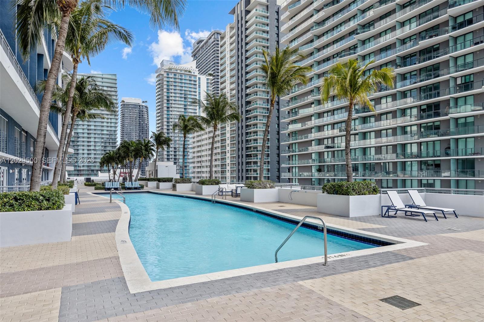 60 SW 13th St #3414, Miami FL 33130