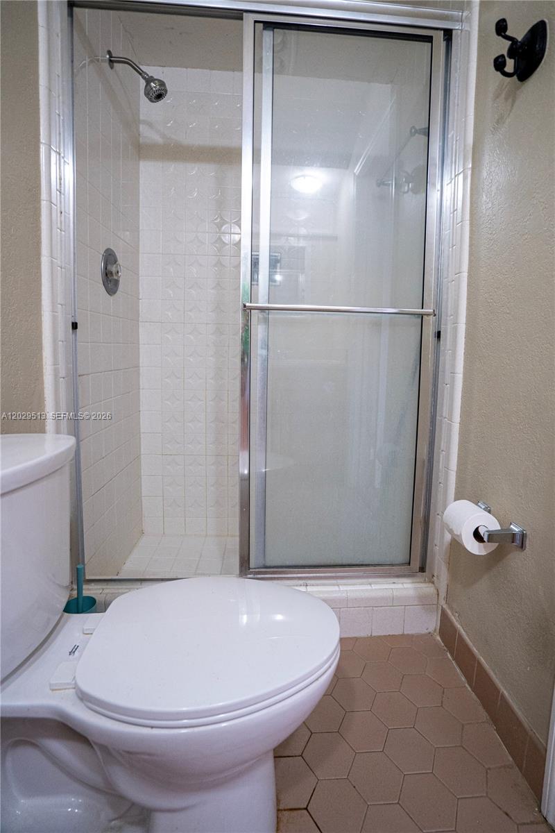 1104 SW 12th St, Boca Raton FL 33486