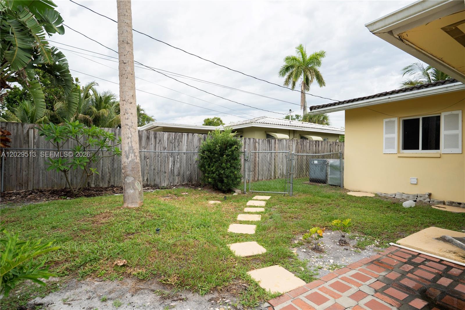 1104 SW 12th St, Boca Raton FL 33486