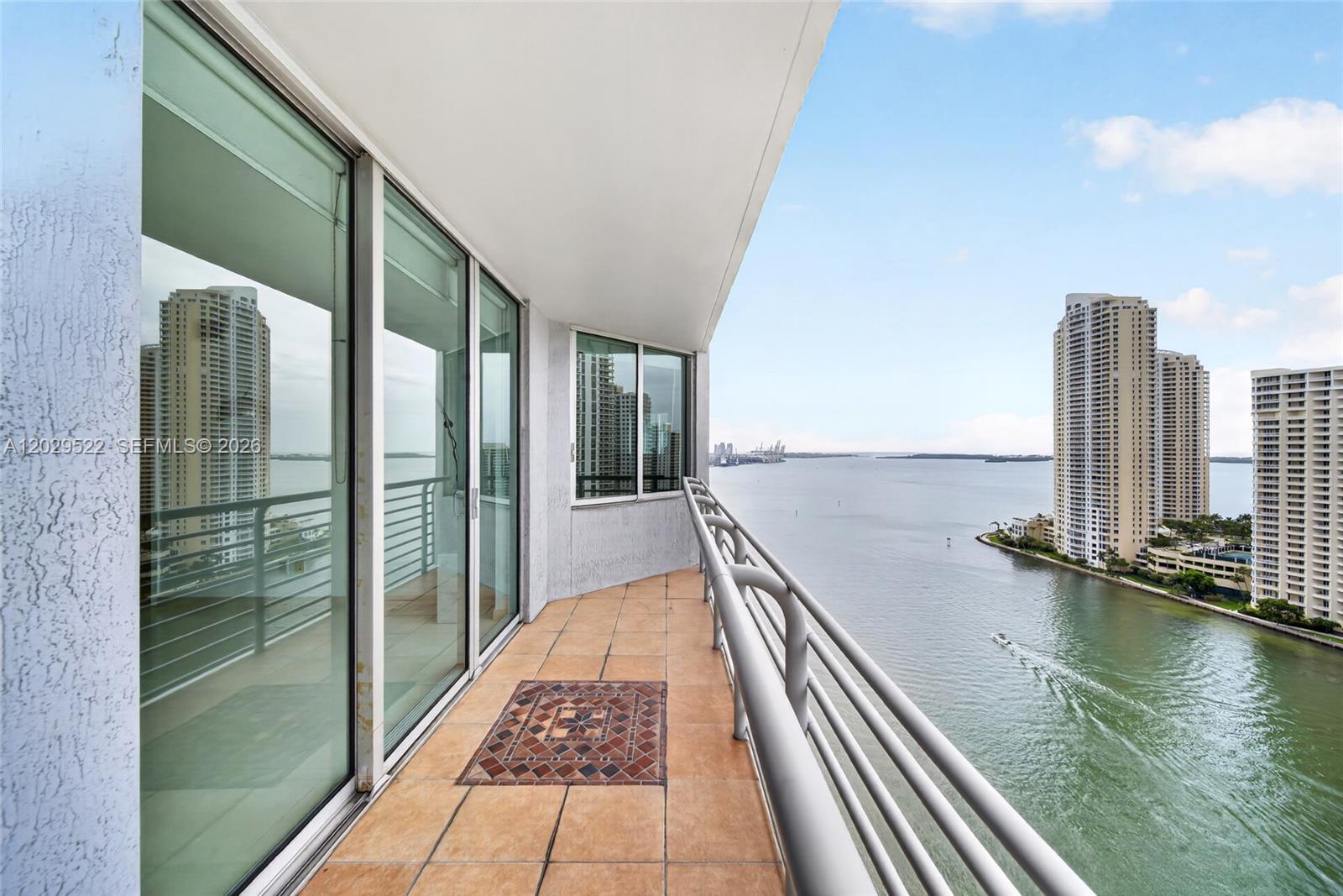 325 S Biscayne Blvd #2219, Miami FL 33131